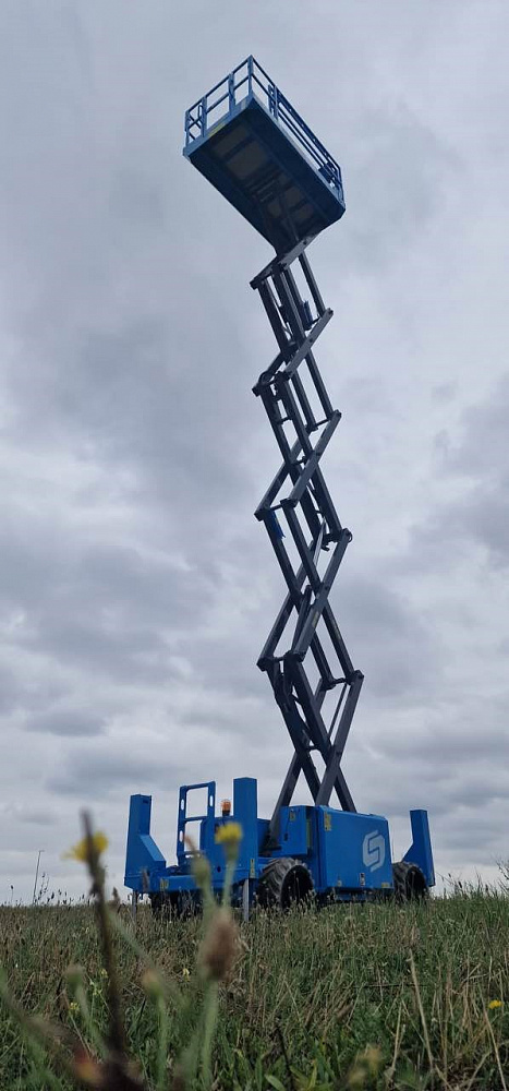 Ножничный подъемник Sinoboom 1218RE в Нижнем Новгороде